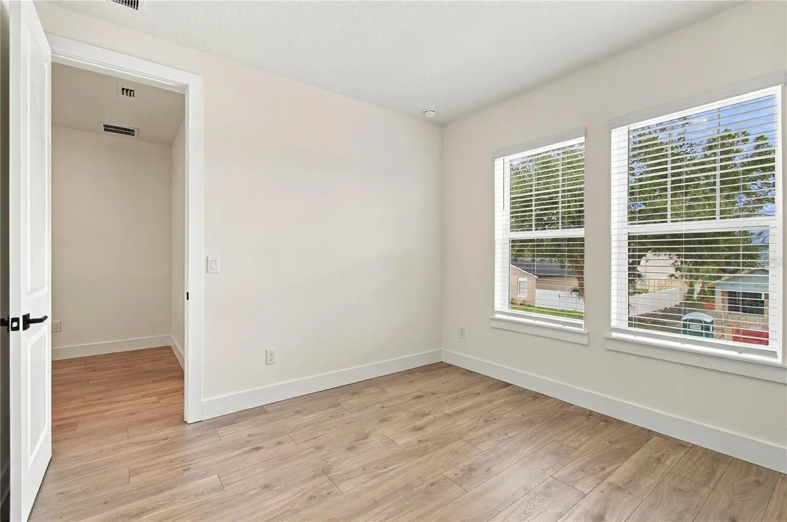 812 W ORIENT STREET, TAMPA, FL, photo 37 of 43