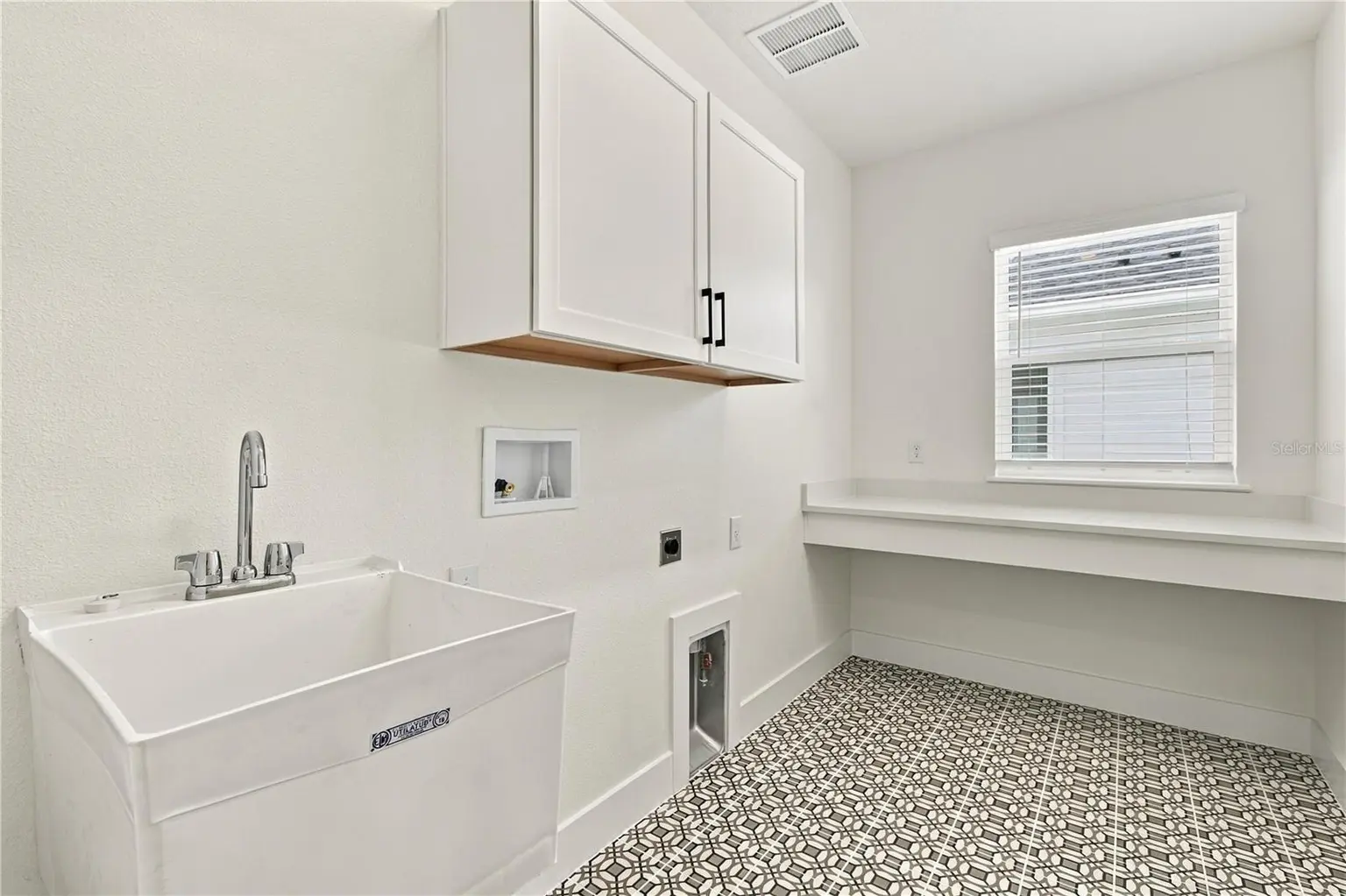 812 W ORIENT STREET, TAMPA, FL, photo 41 of 43