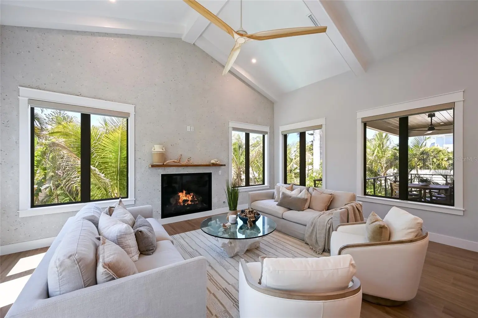 513 N BAY BOULEVARD, ANNA MARIA, FL, photo 11 of 78
