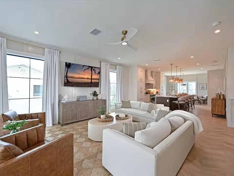 2209 AVENUE B, BRADENTON BEACH, FL, photo 6 of 43