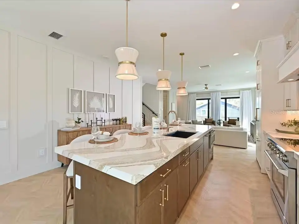 2209 AVENUE B, BRADENTON BEACH, FL, photo 11 of 43