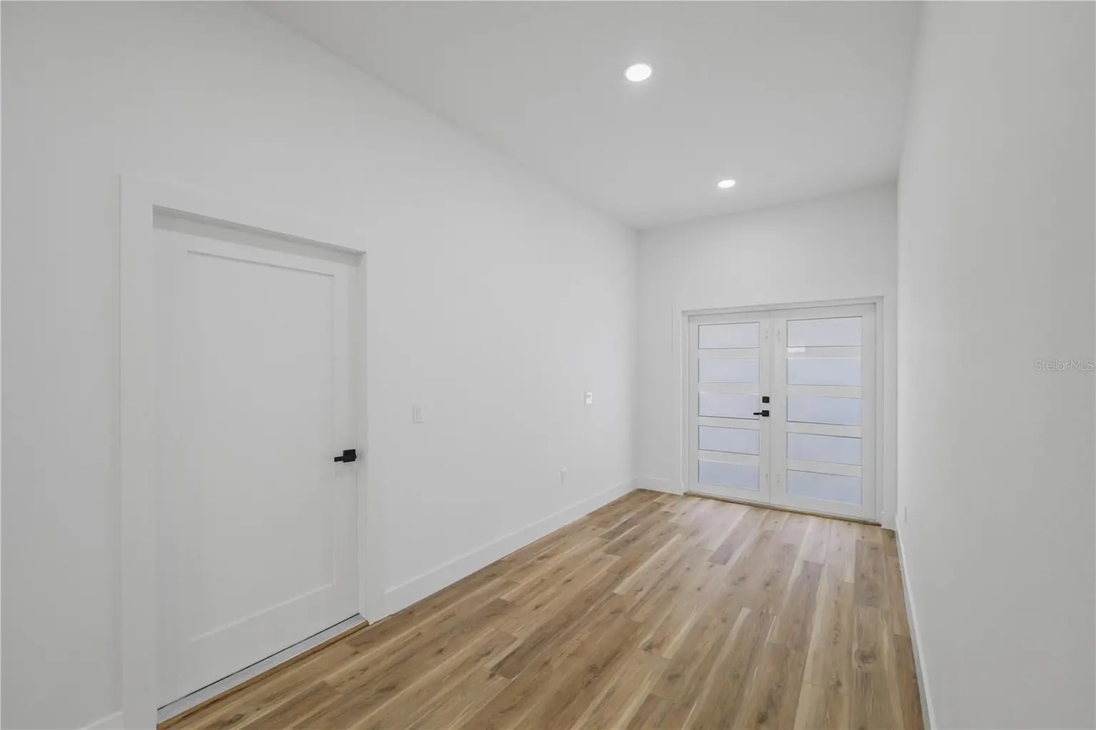 8526 INDIES DRIVE, HUDSON, FL, photo 6 of 25