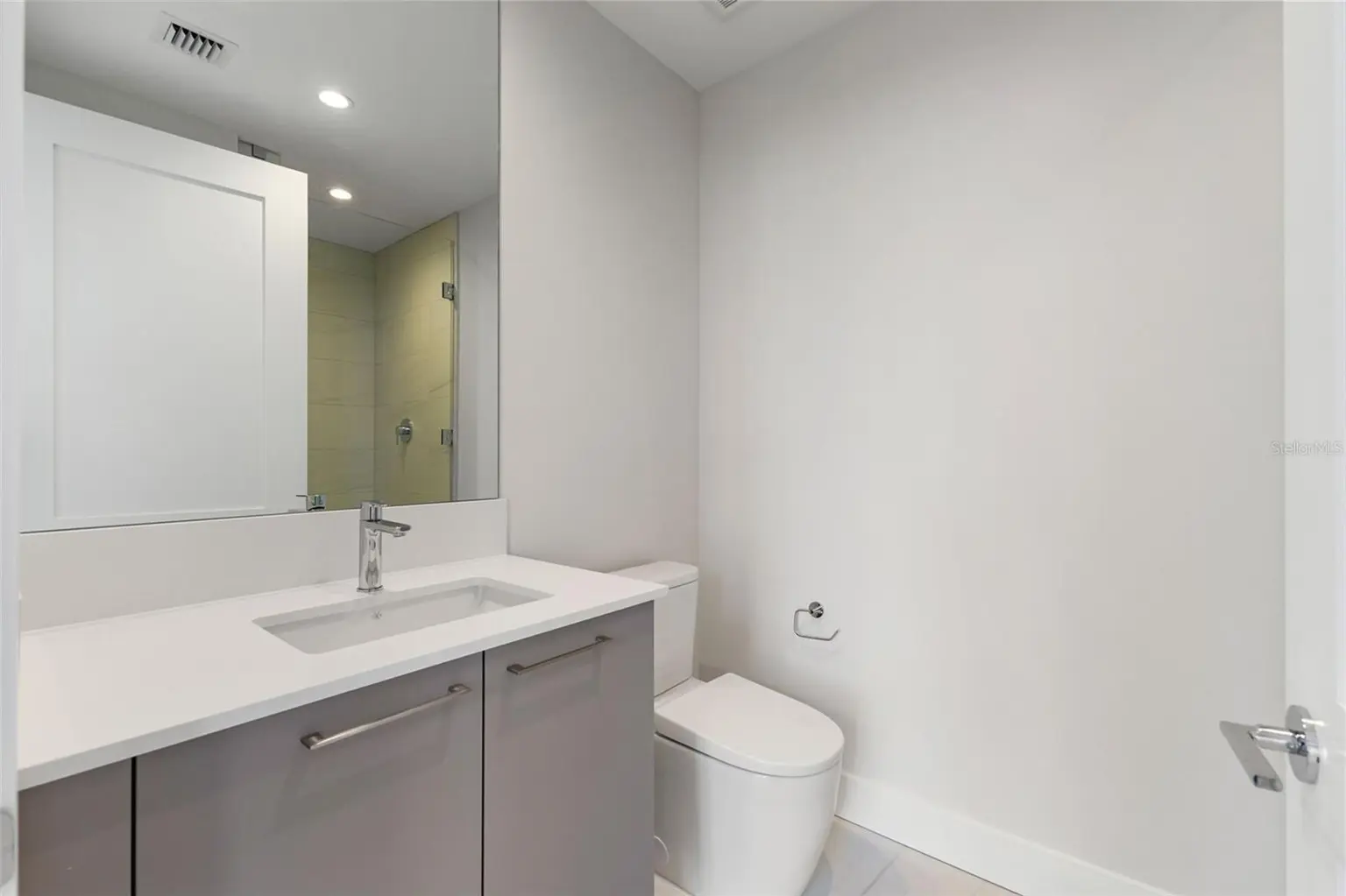 275 1ST AVENUE S #2308, ST PETERSBURG, FL, photo 7 of 48