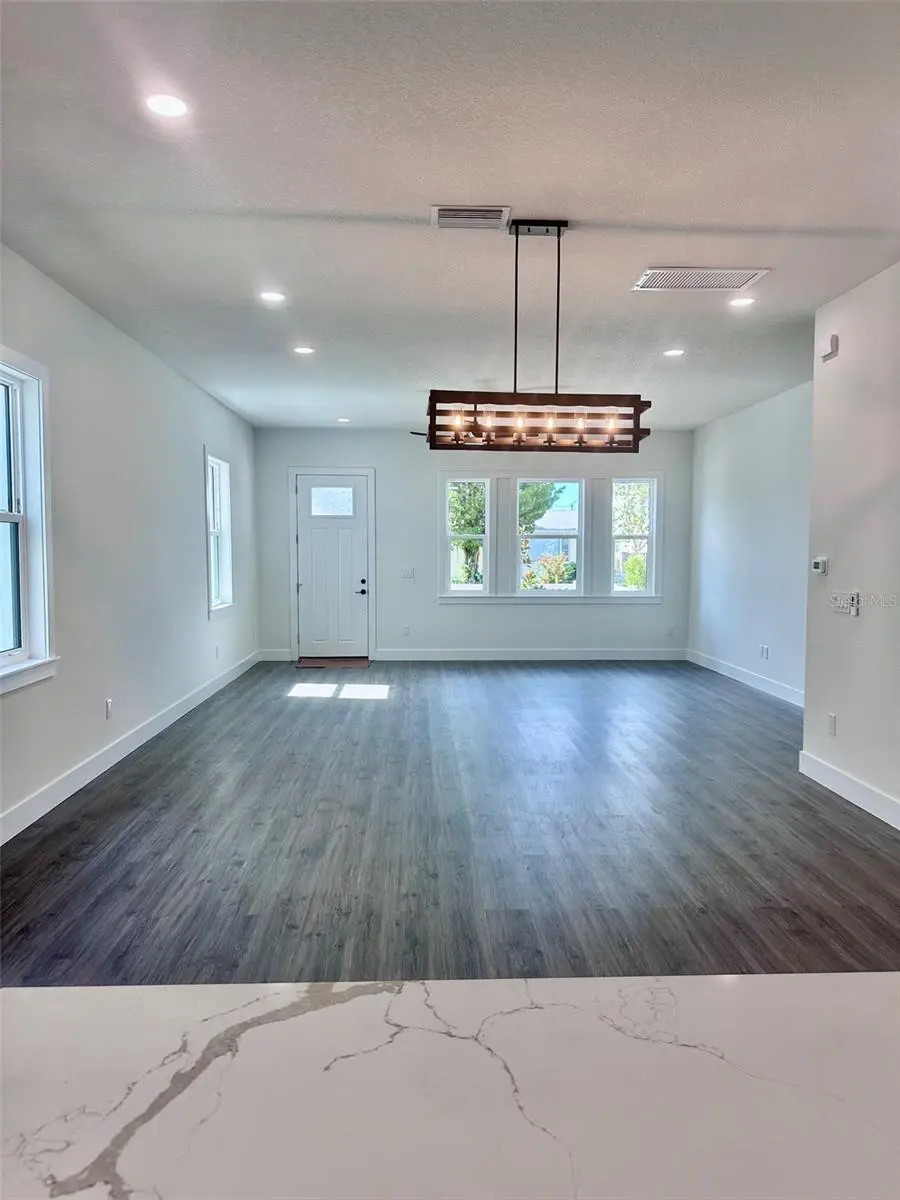 1525 29TH AVENUE N, ST PETERSBURG, FL, photo 9 of 24