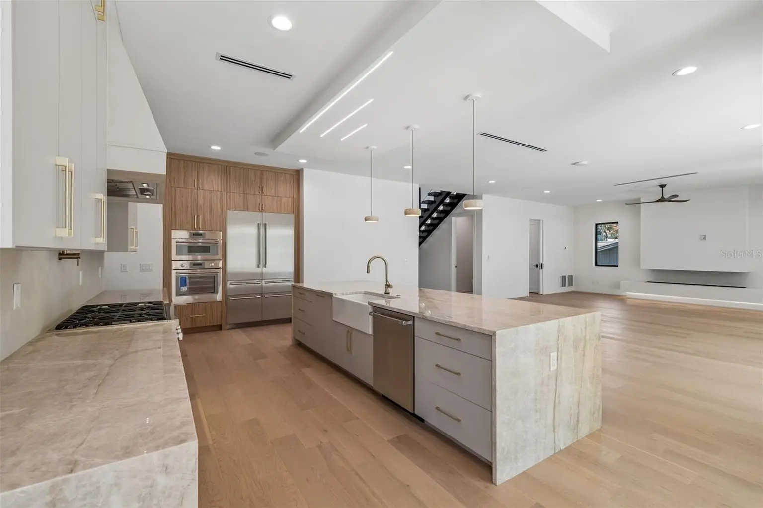 206 S TREASURE DRIVE, TAMPA, FL, photo 16 of 74