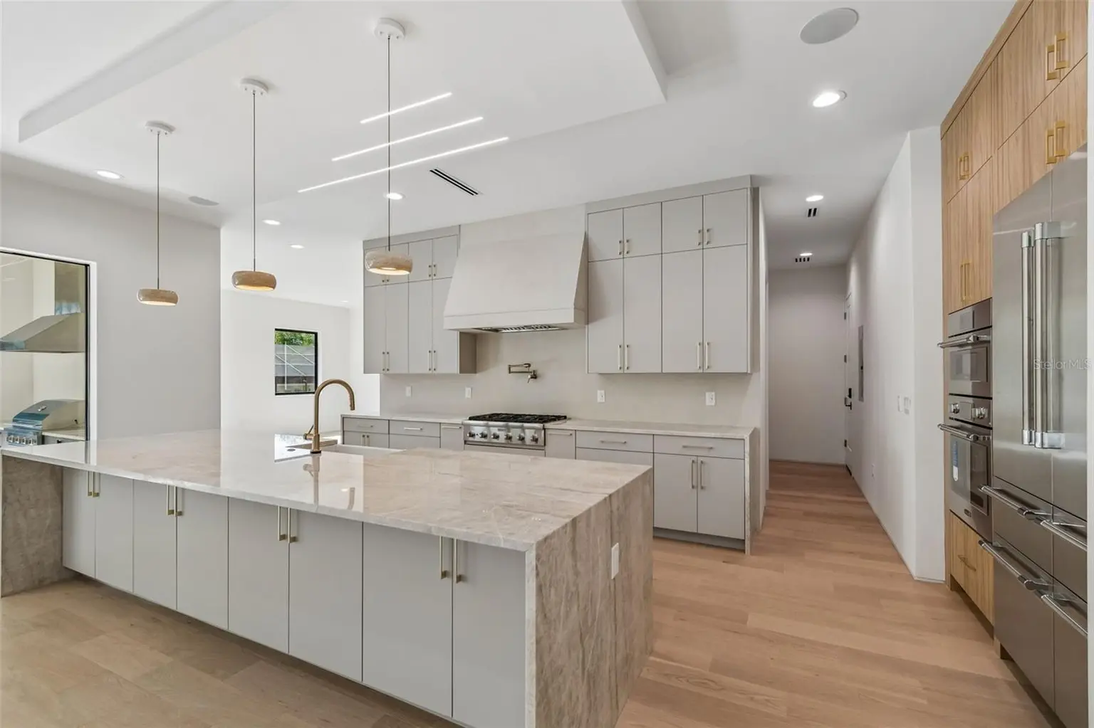 206 S TREASURE DRIVE, TAMPA, FL, photo 18 of 74
