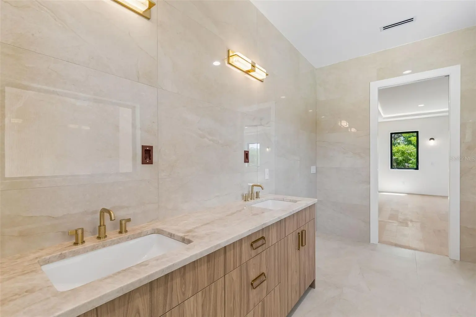 206 S TREASURE DRIVE, TAMPA, FL, photo 44 of 74