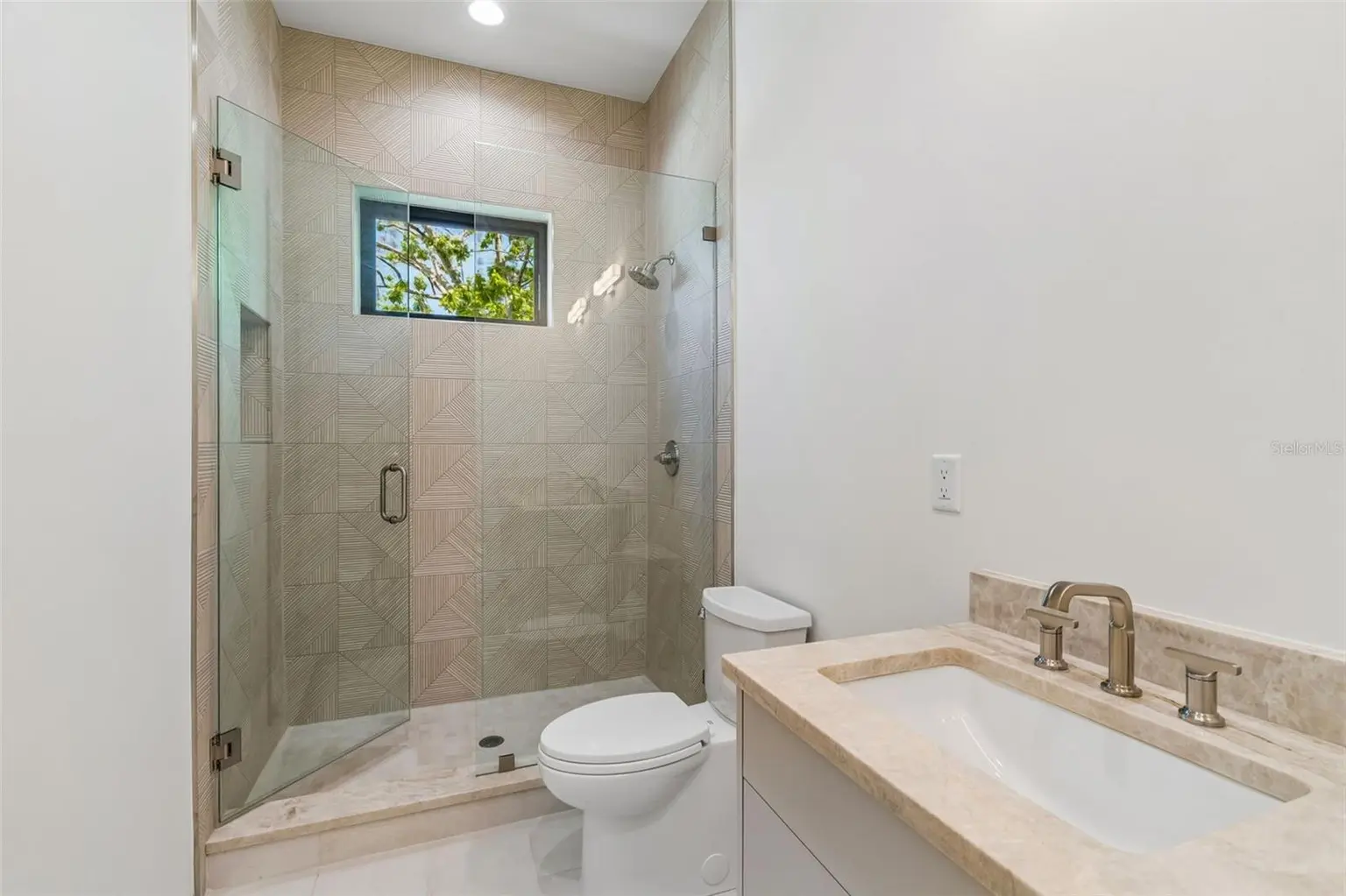 206 S TREASURE DRIVE, TAMPA, FL, photo 49 of 74