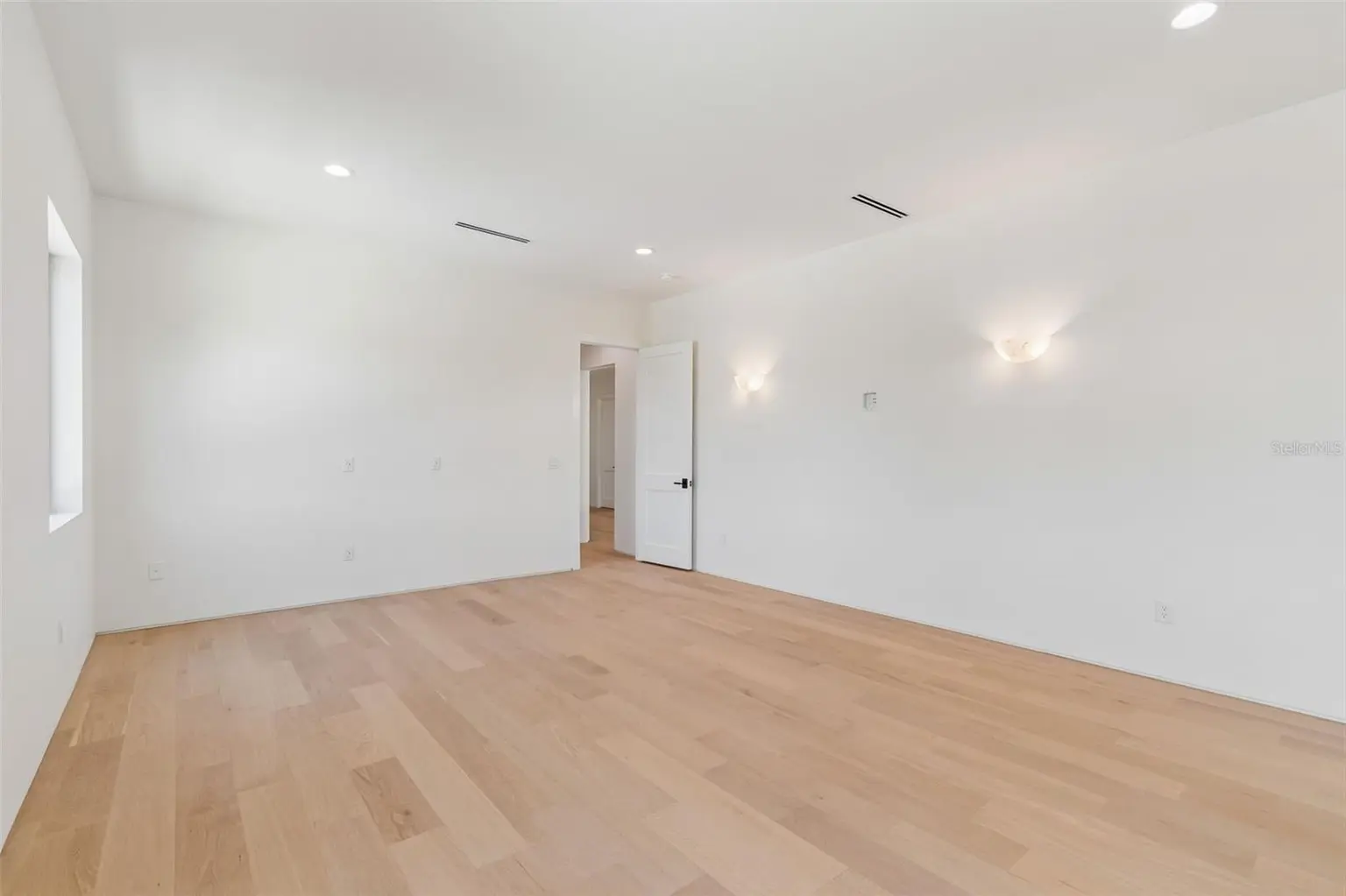 206 S TREASURE DRIVE, TAMPA, FL, photo 52 of 74