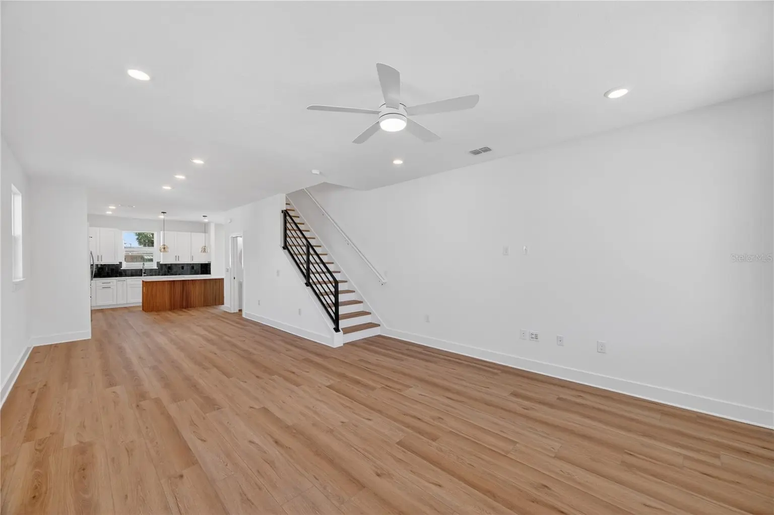 4181 56TH AVENUE N, ST PETERSBURG, FL, photo 7 of 72