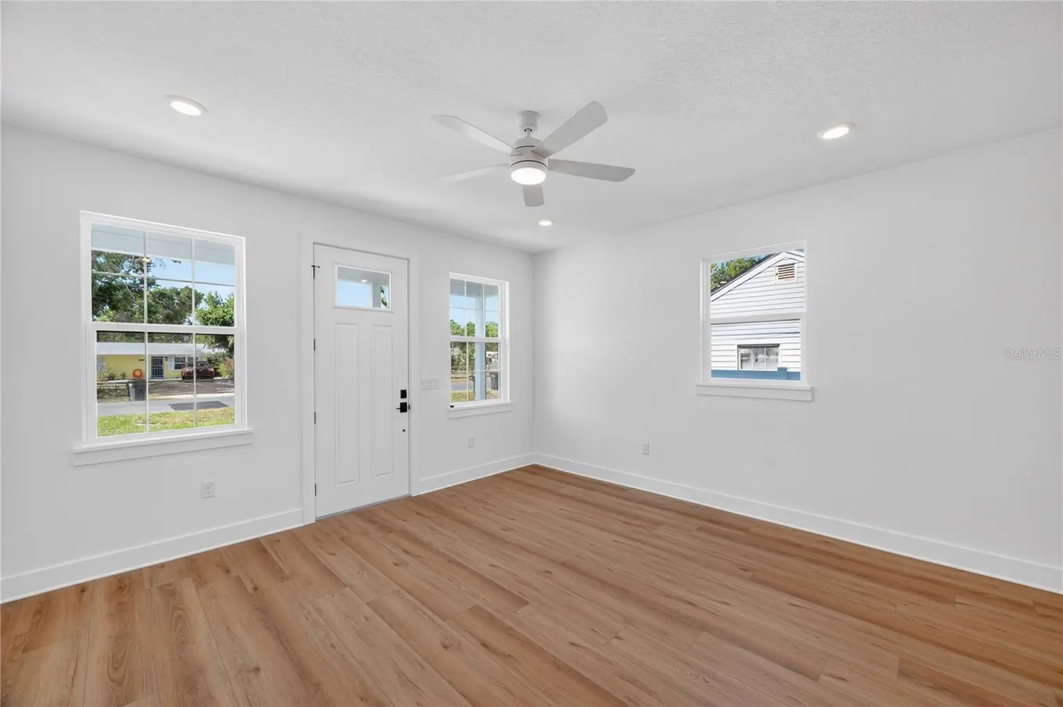4181 56TH AVENUE N, ST PETERSBURG, FL, photo 9 of 72