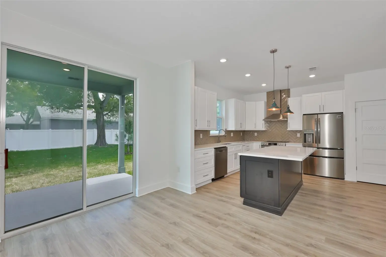 4171 56TH AVENUE N, ST PETERSBURG, FL, photo 5 of 32