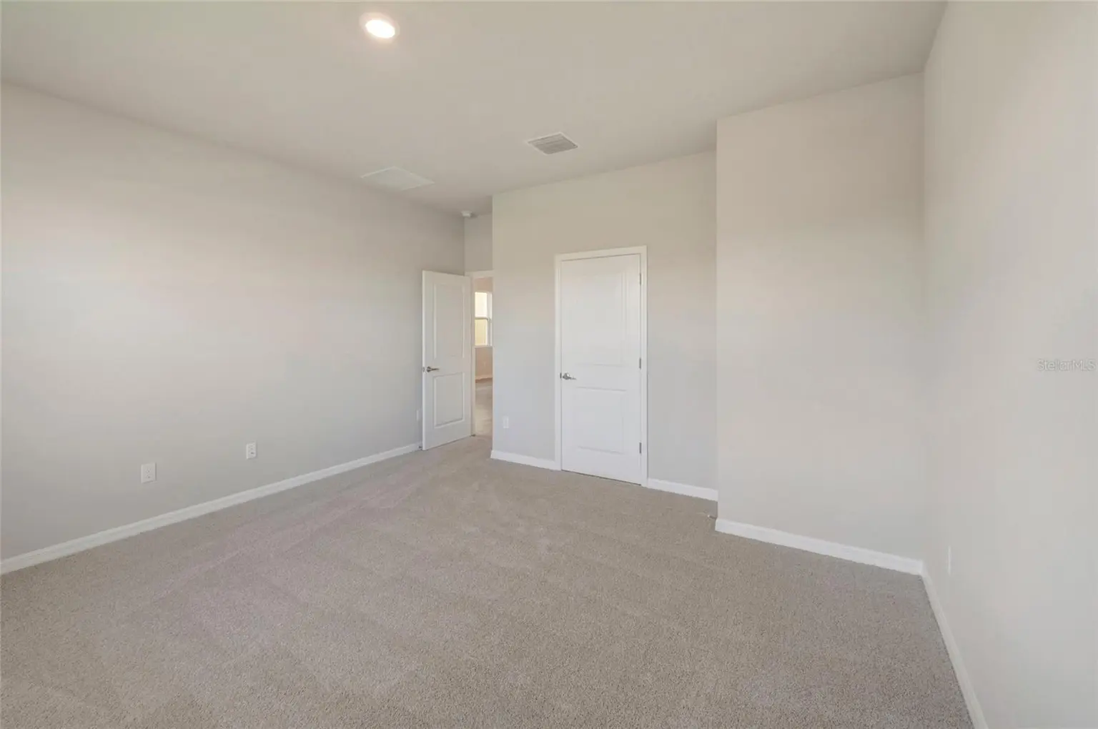 31051 PENDLETON LANDING CIRCLE, WESLEY CHAPEL, FL, photo 11 of 20