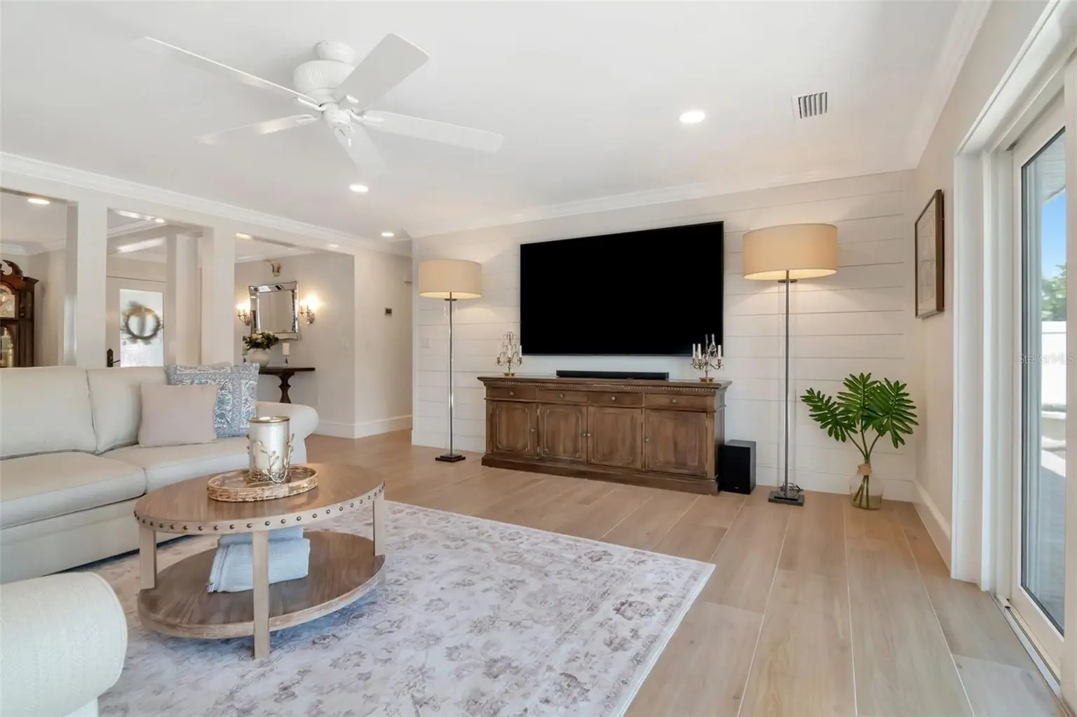 4927 W MELROSE AVENUE N, TAMPA, FL, photo 5 of 70
