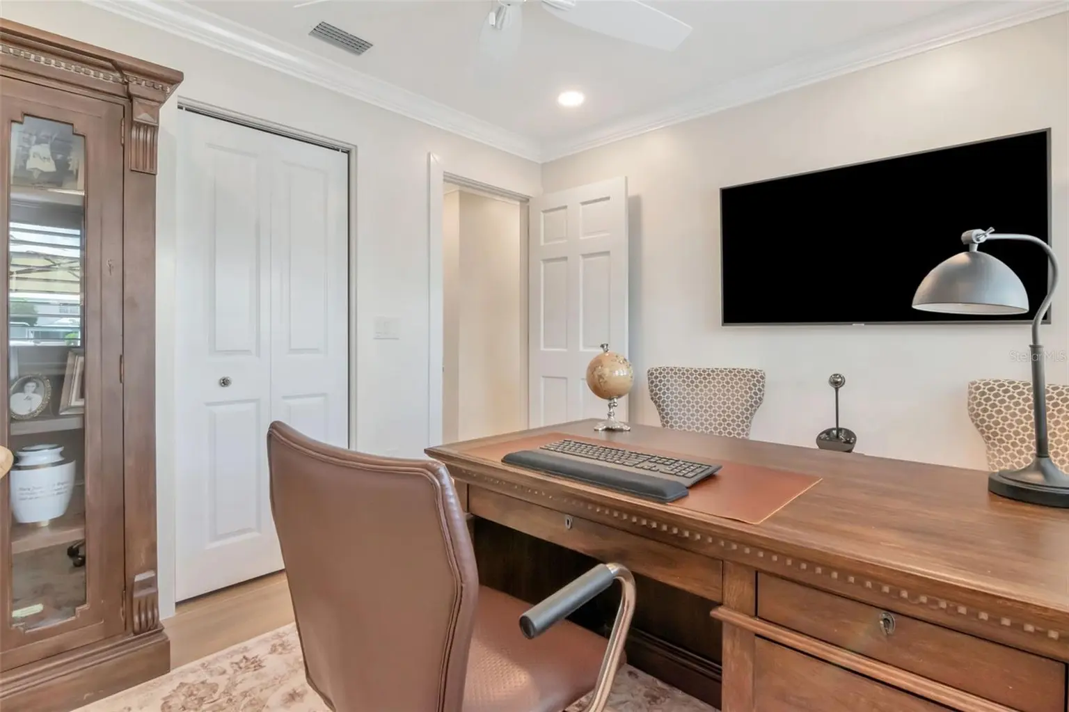 4927 W MELROSE AVENUE N, TAMPA, FL, photo 17 of 70