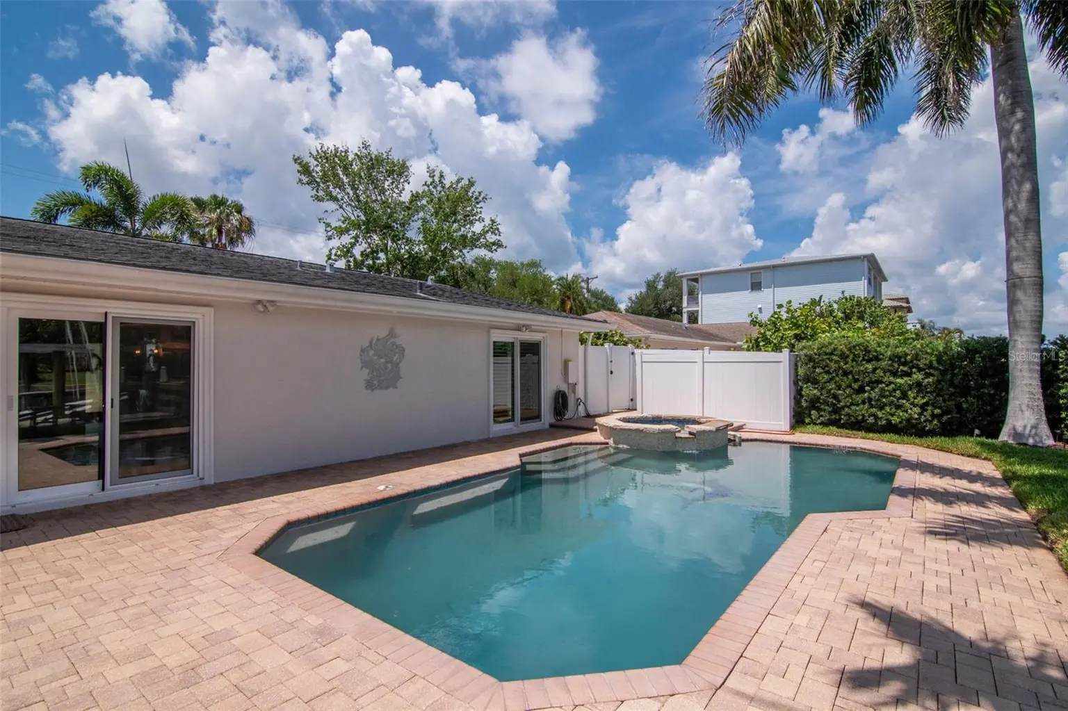 4927 W MELROSE AVENUE N, TAMPA, FL, photo 39 of 70