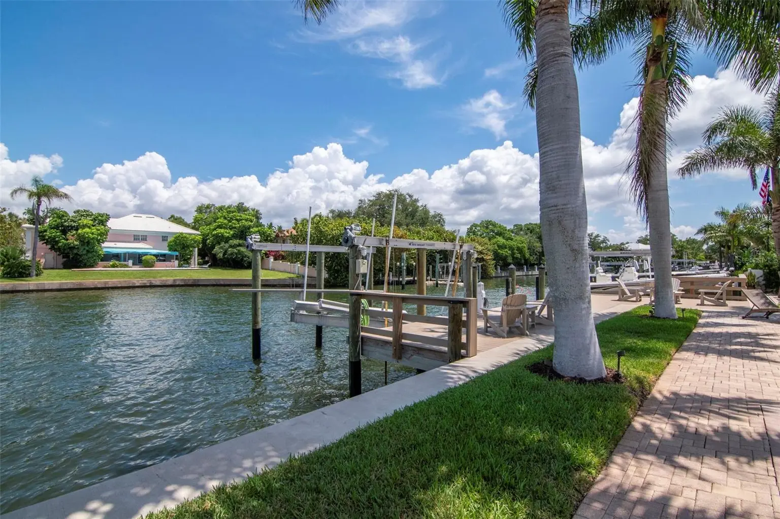 4927 W MELROSE AVENUE N, TAMPA, FL, photo 40 of 70
