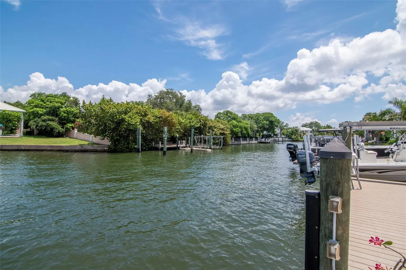 4927 W MELROSE AVENUE N, TAMPA, FL, photo 62 of 70