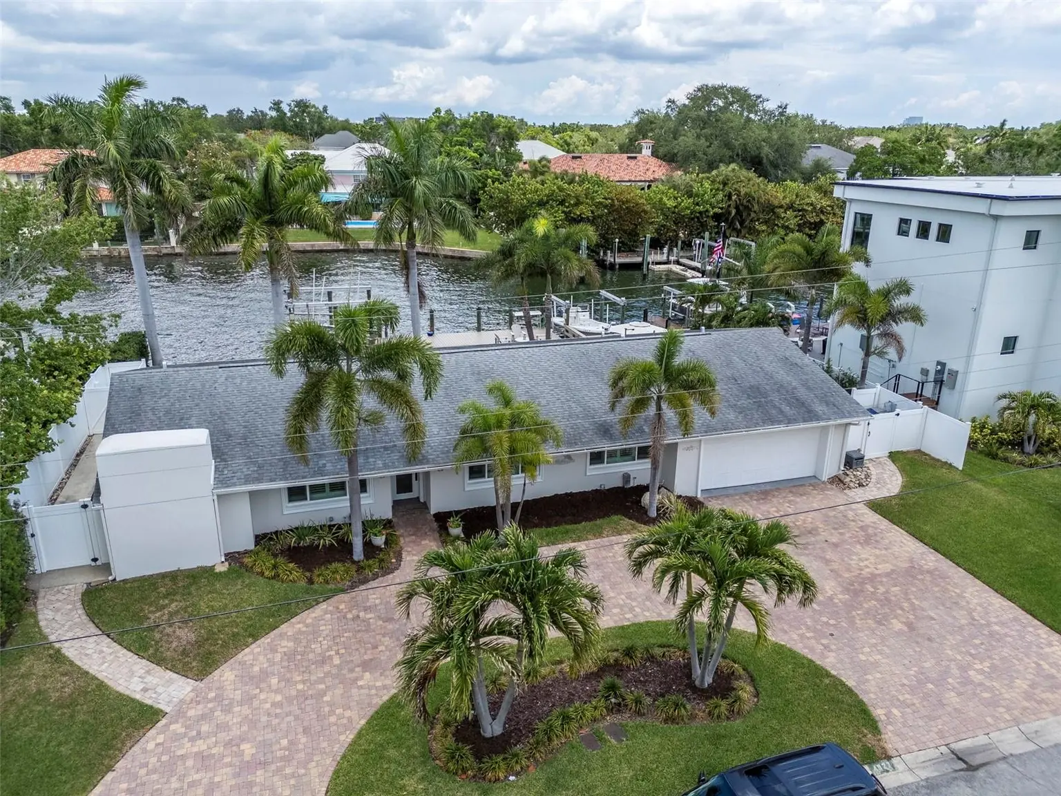 4927 W MELROSE AVENUE N, TAMPA, FL, photo 67 of 70