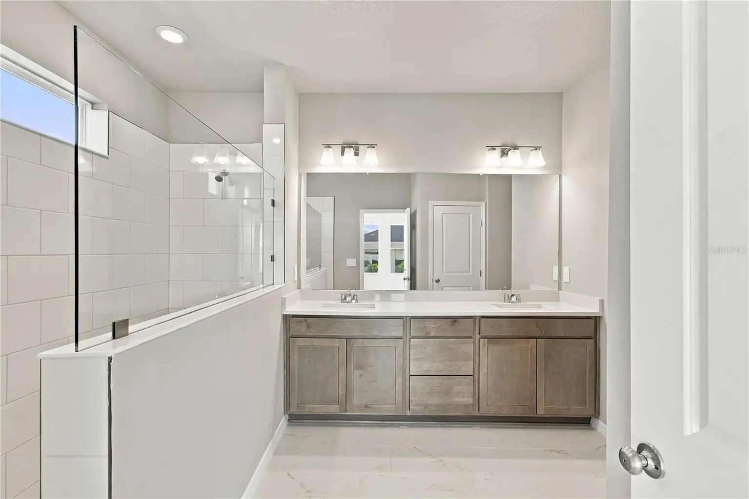 437 SPRING HARVEST DRIVE, PLANT CITY, FL, photo 16 of 29