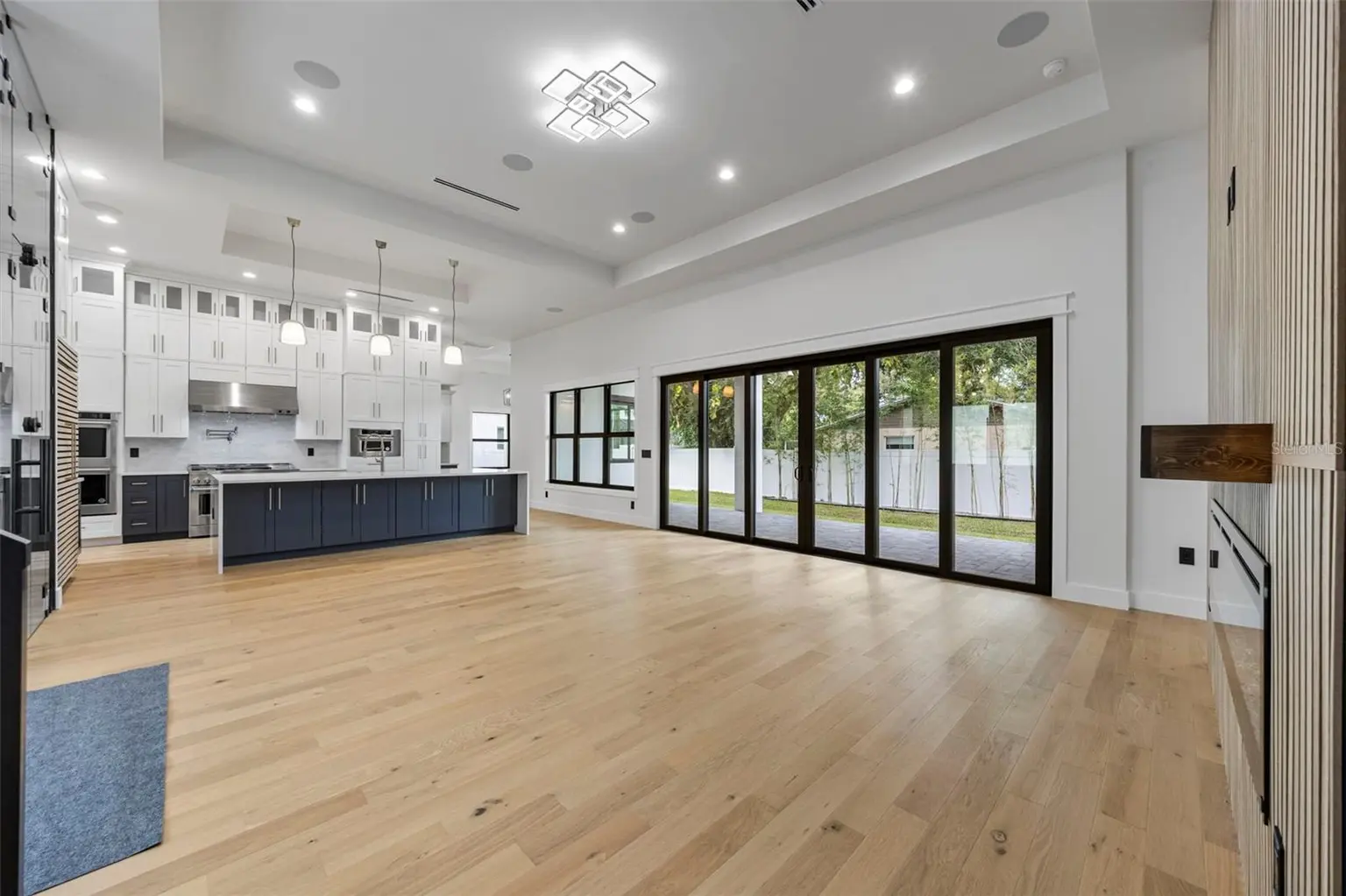 3701 S LYNWOOD AVENUE, TAMPA, FL, photo 11 of 96