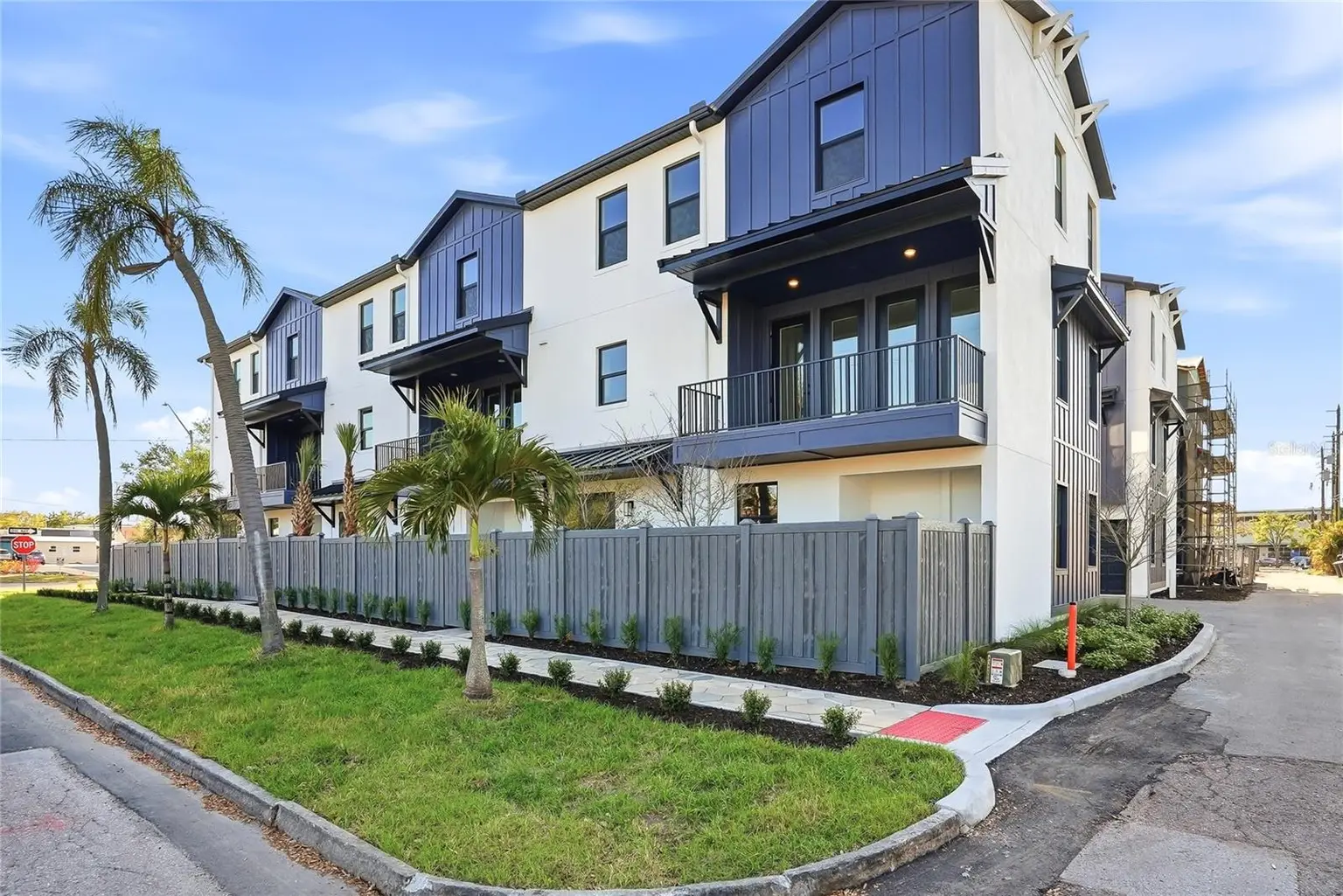 Blanc Townhomes home, photo 3 of 8