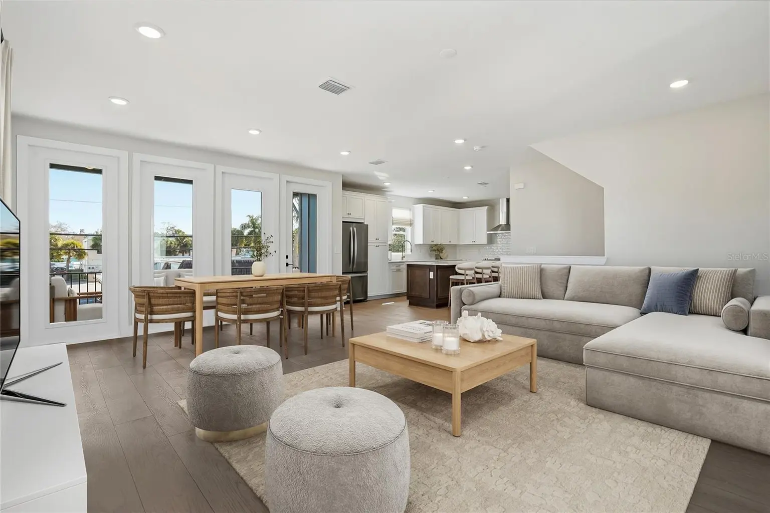 Blanc Townhomes home, photo 7 of 8