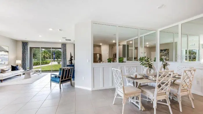 18354 TAVERNSIDE TRAIL, LAKEWOOD RANCH, FL, photo 13 of 49