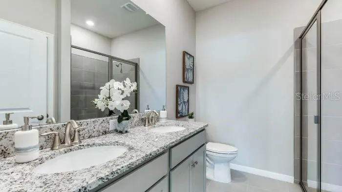 18354 TAVERNSIDE TRAIL, LAKEWOOD RANCH, FL, photo 18 of 49
