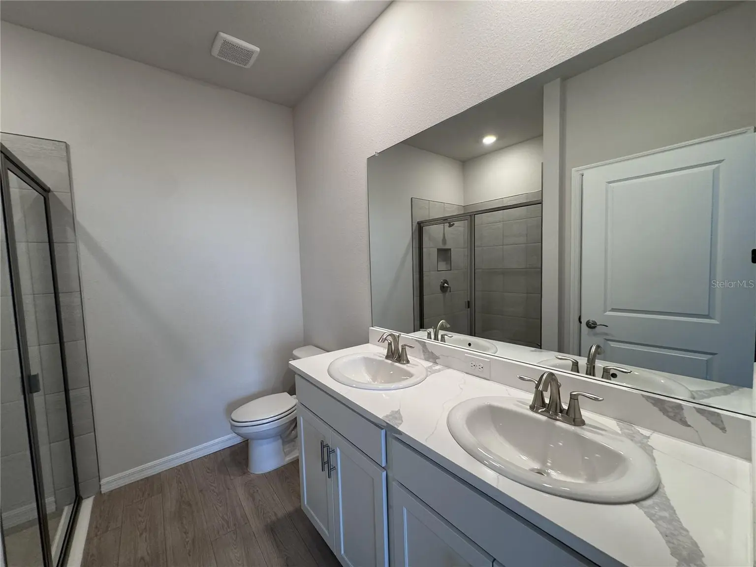 18354 TAVERNSIDE TRAIL, LAKEWOOD RANCH, FL, photo 5 of 49