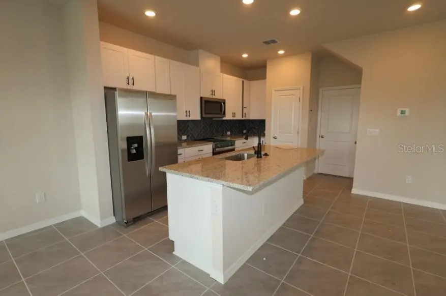 3550 CASPIAN CHERVIL STREET, WESLEY CHAPEL, FL, photo 9 of 17