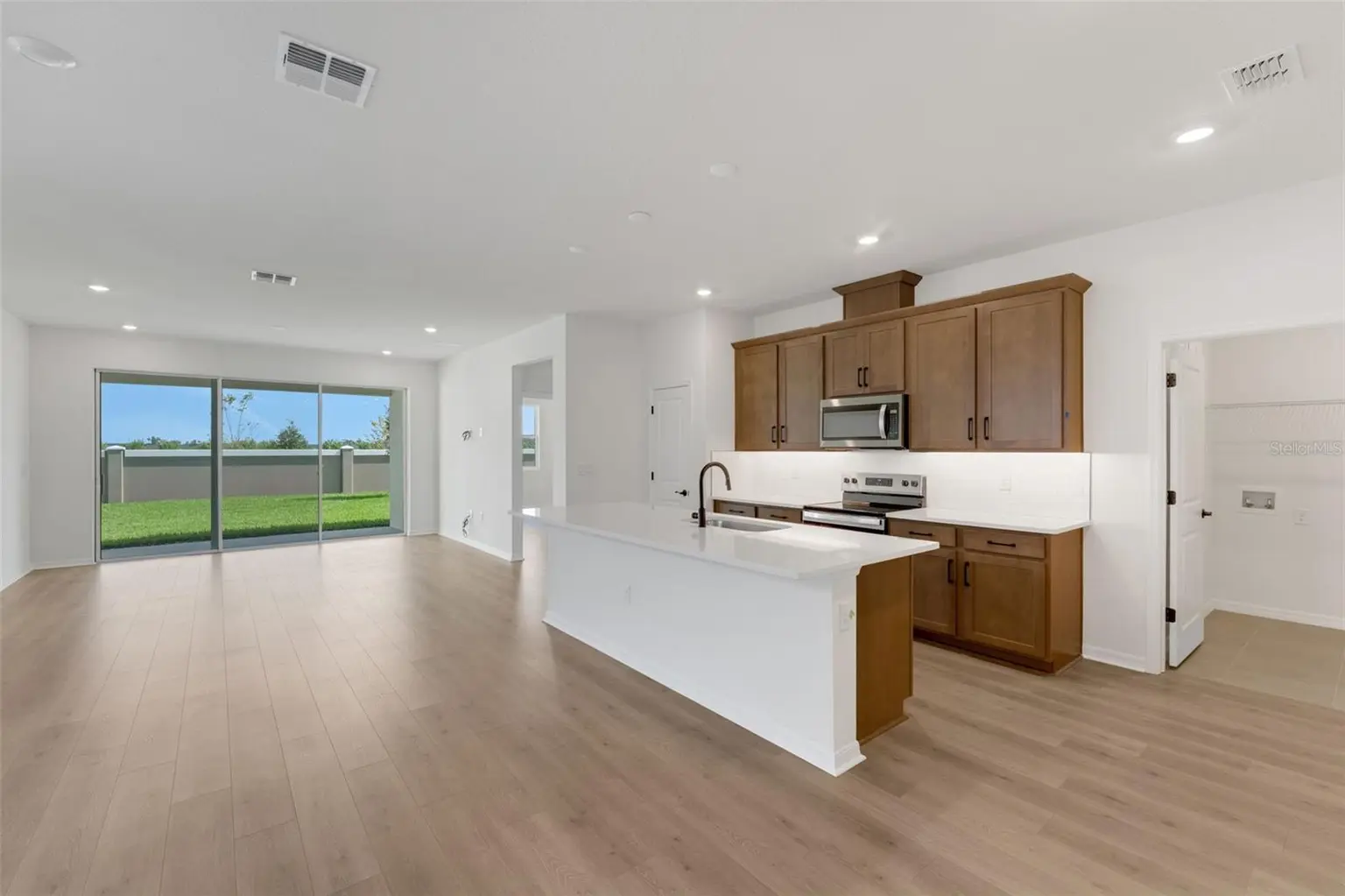 8120 SUNNY POINT TRAIL, PARRISH, FL, photo 12 of 33