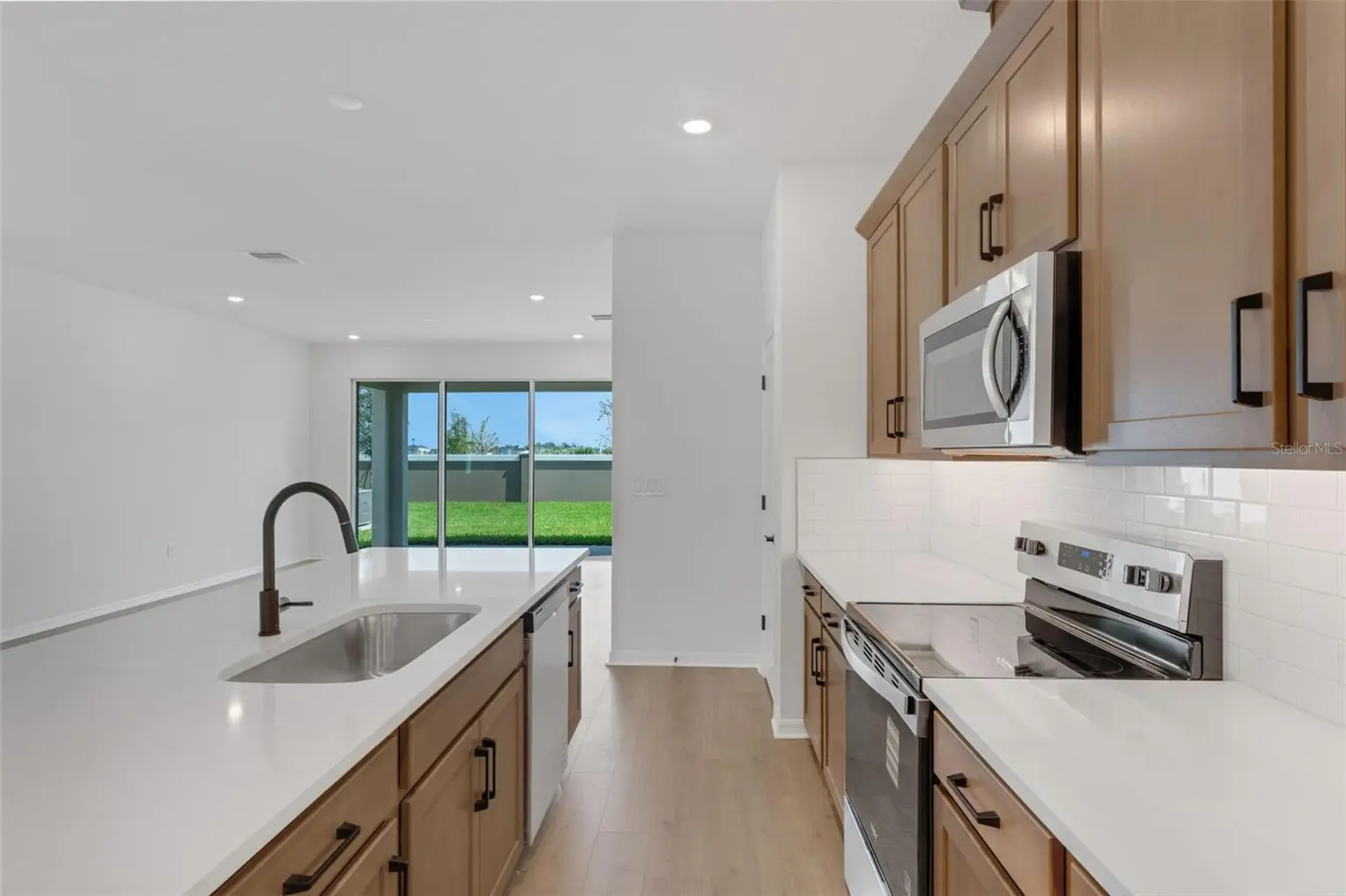 8120 SUNNY POINT TRAIL, PARRISH, FL, photo 24 of 33