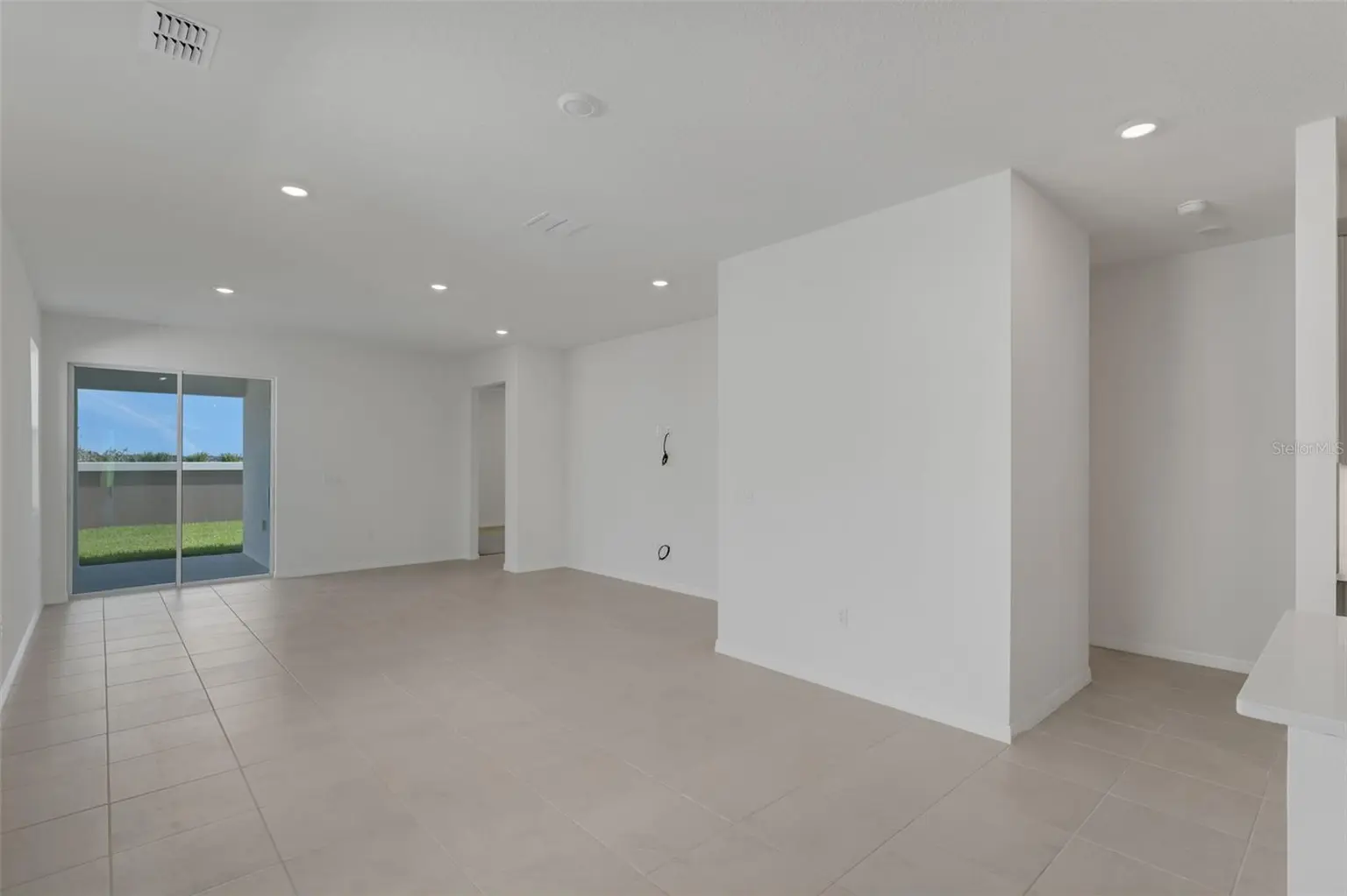 8124 SUNNY POINT TRAIL, PARRISH, FL, photo 11 of 36