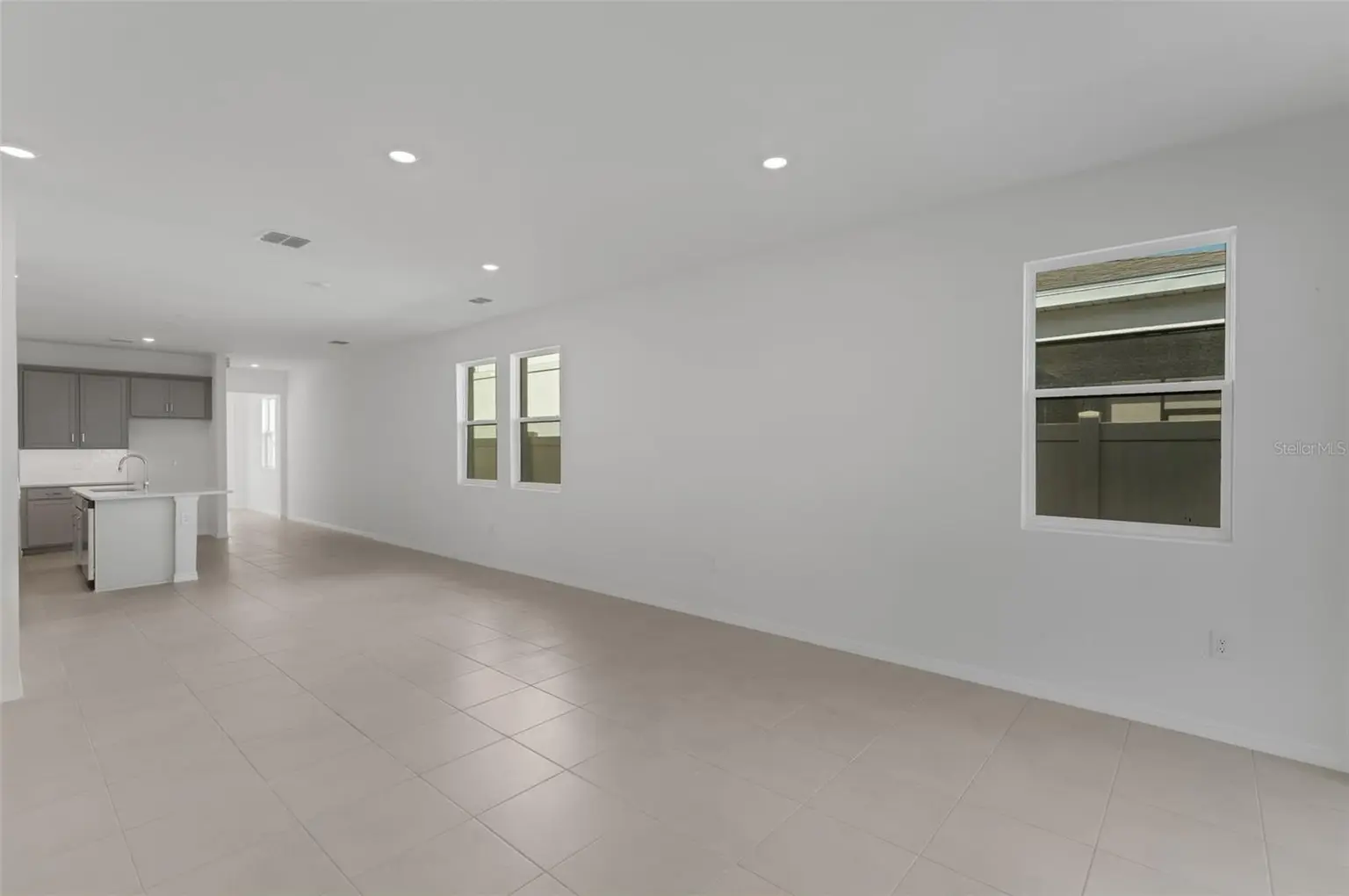 8124 SUNNY POINT TRAIL, PARRISH, FL, photo 15 of 36