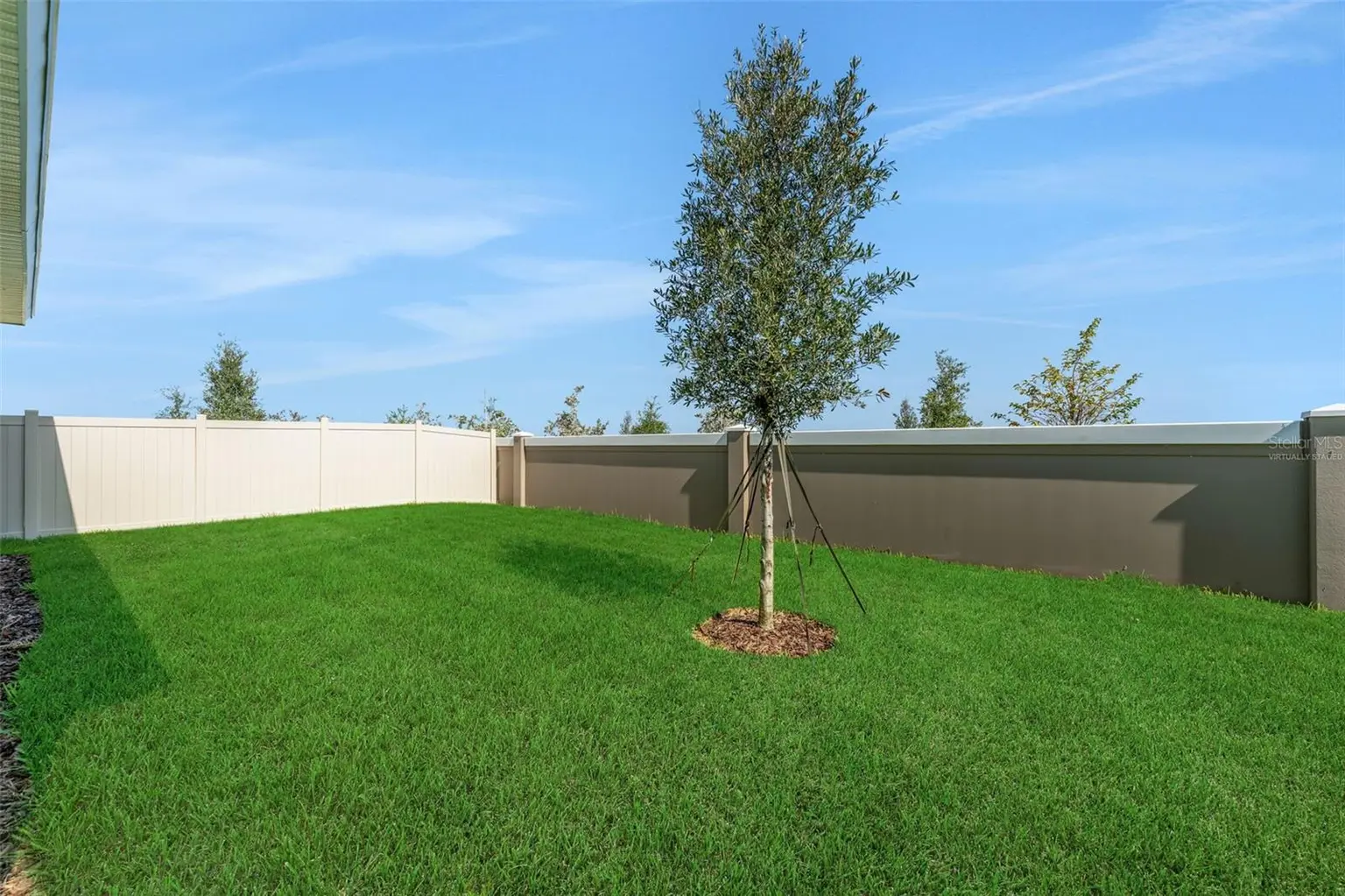 8124 SUNNY POINT TRAIL, PARRISH, FL, photo 4 of 36