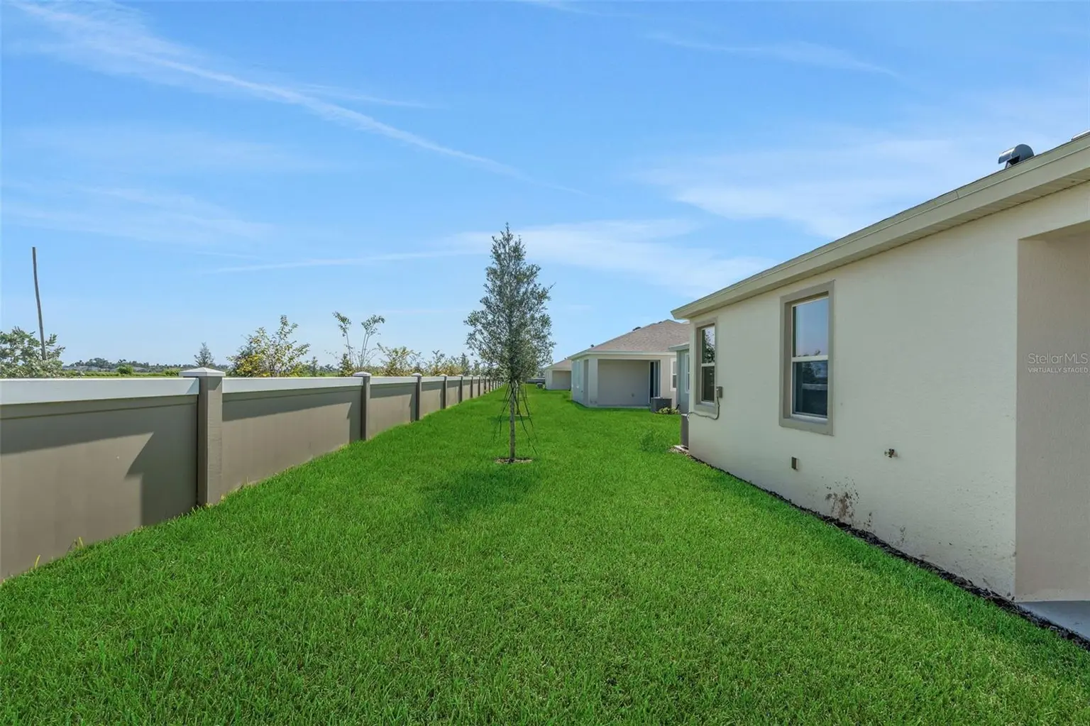 8124 SUNNY POINT TRAIL, PARRISH, FL, photo 7 of 36