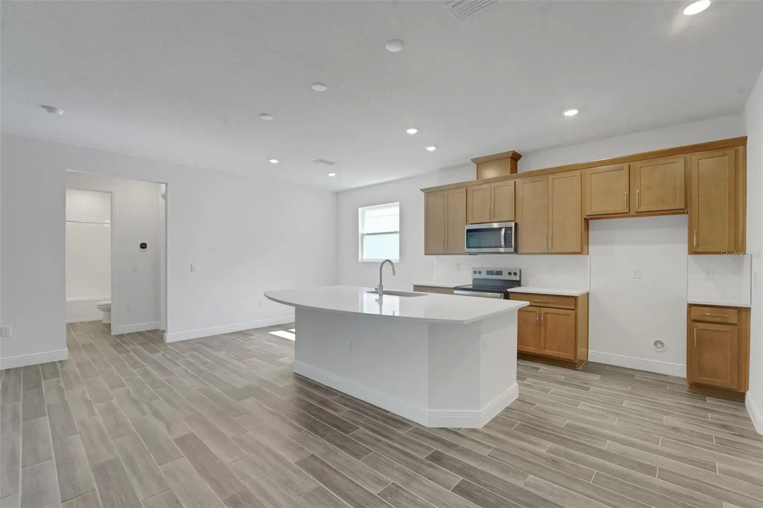17546 VALLEYWOOD PARKWAY, LAND O LAKES, FL, photo 14 of 34