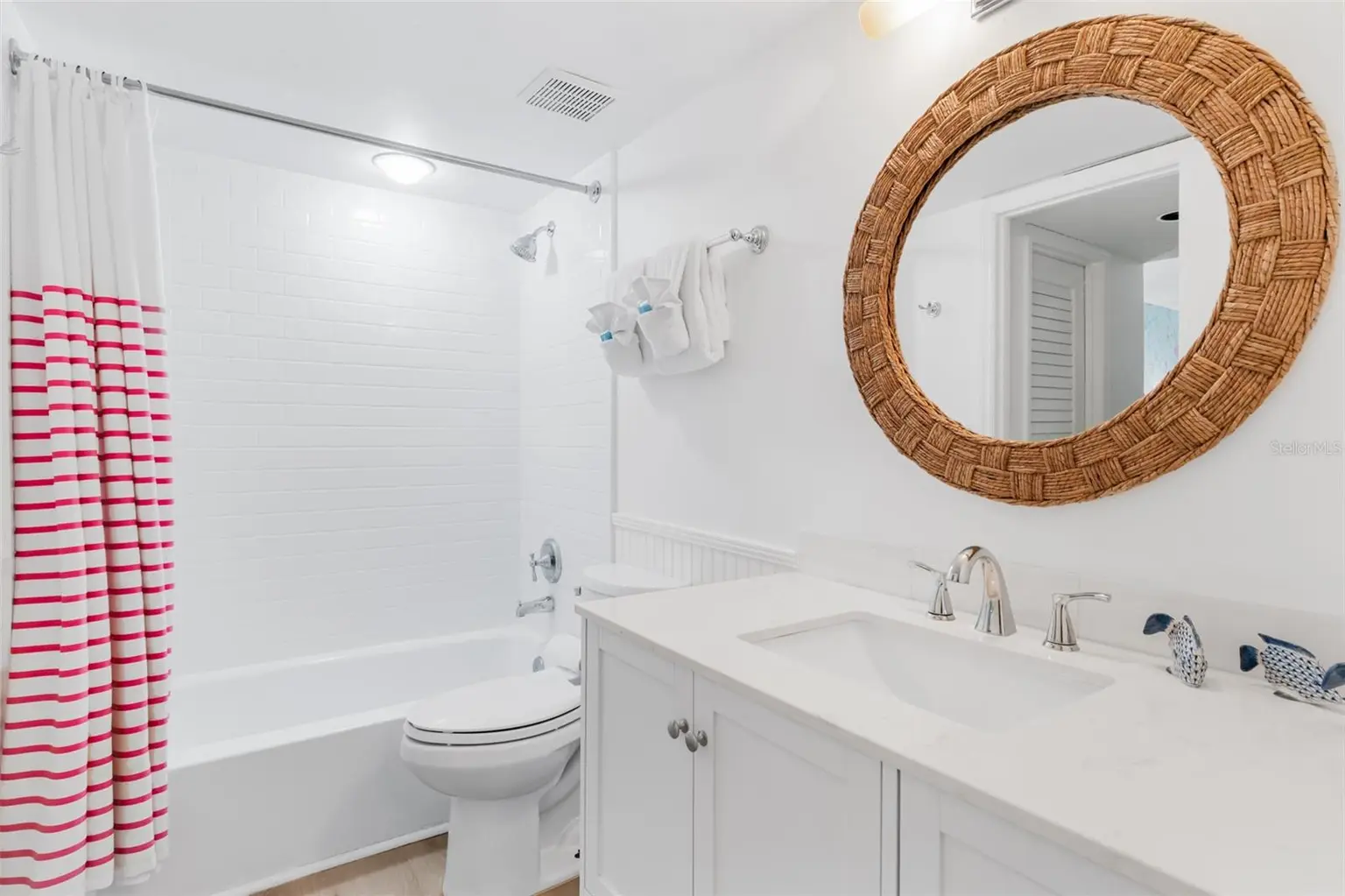 17334 GULF BOULEVARD #203, NORTH REDINGTON BEACH, FL, photo 24 of 44