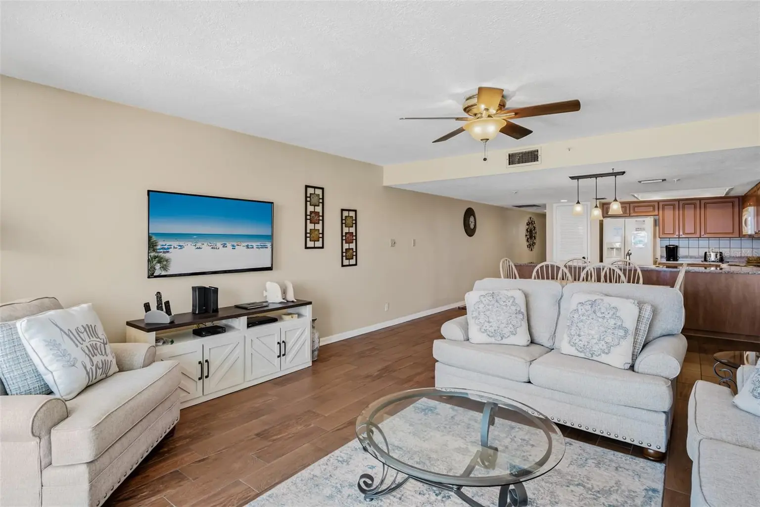 17200 GULF BOULEVARD #202, NORTH REDINGTON BEACH, FL, photo 10 of 41