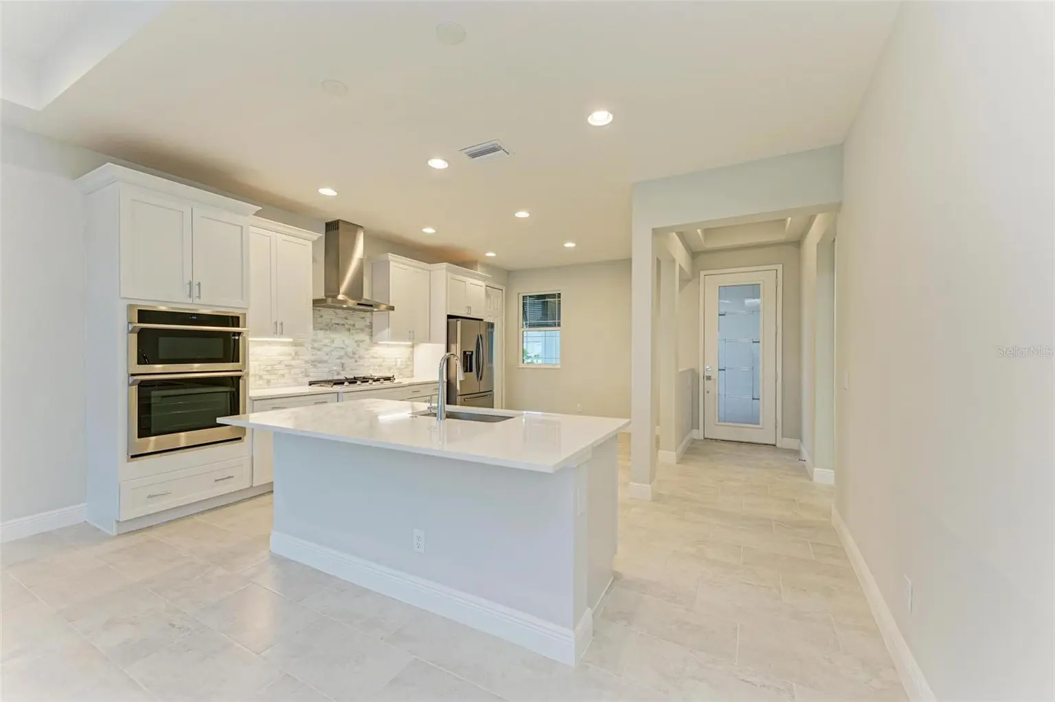 172 VAN GOGH COVE, BRADENTON, FL, photo 4 of 43