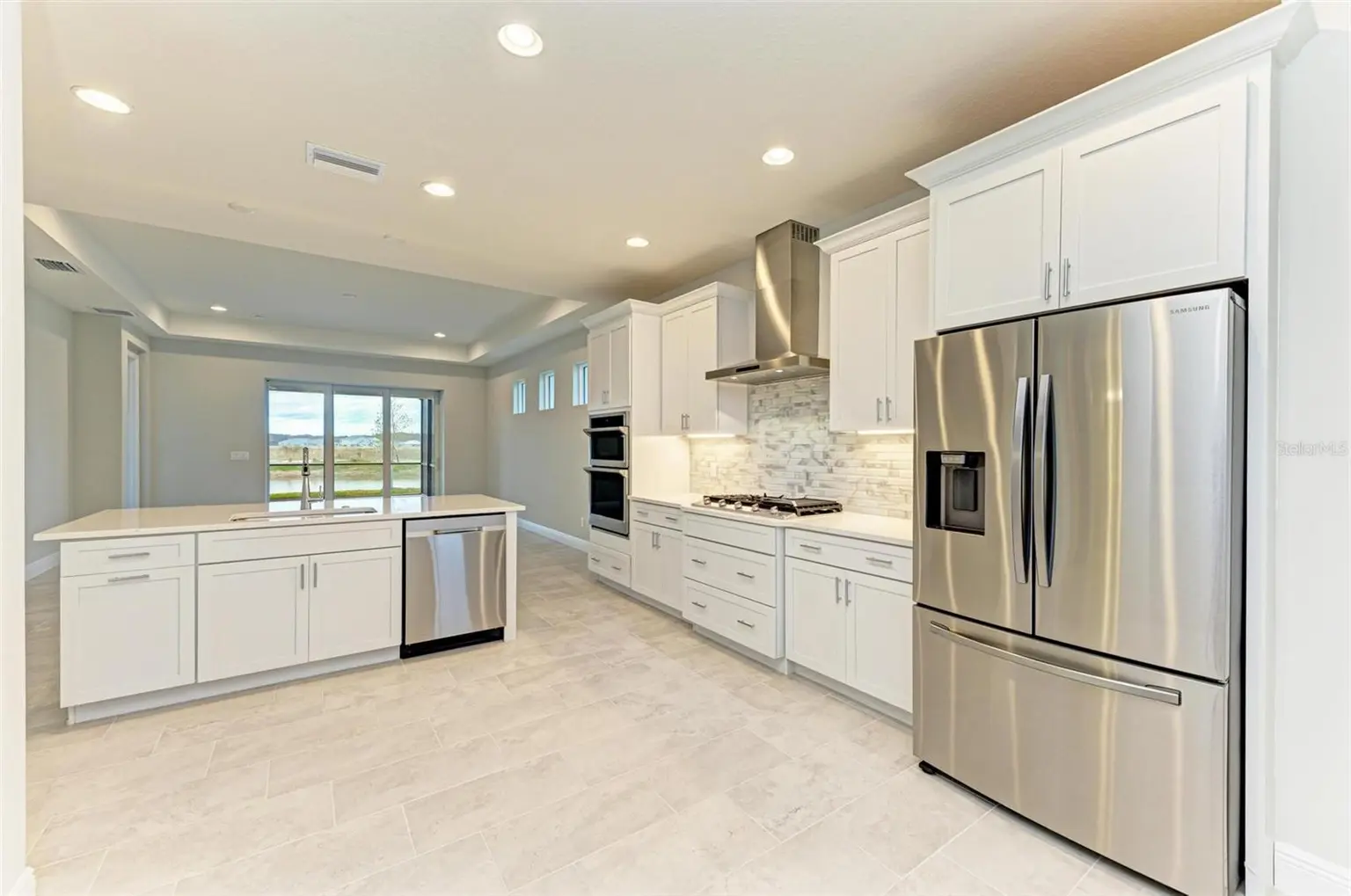 172 VAN GOGH COVE, BRADENTON, FL, photo 6 of 43