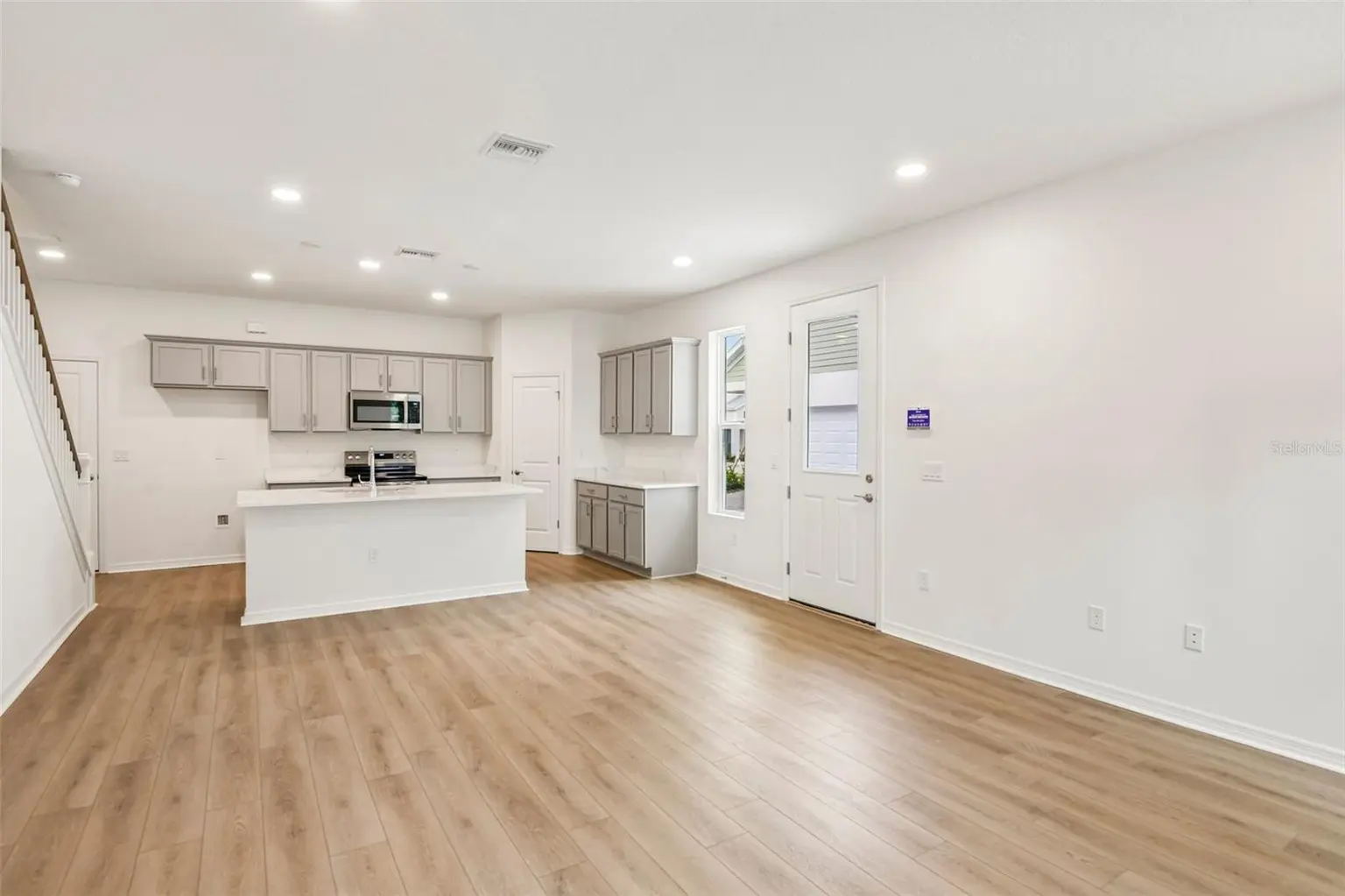 616 SILVER STREAM COURT, BRANDON, FL, photo 10 of 59