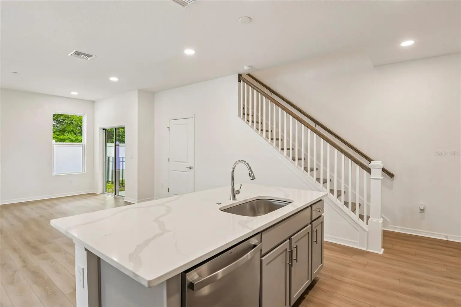 616 SILVER STREAM COURT, BRANDON, FL, photo 19 of 59