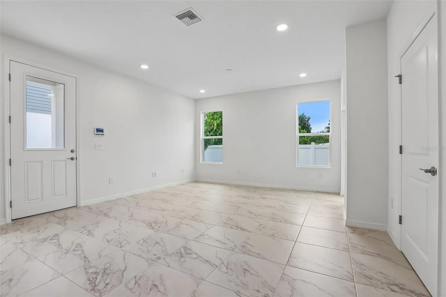 607 SILVER STREAM COURT, BRANDON, FL, photo 4 of 34
