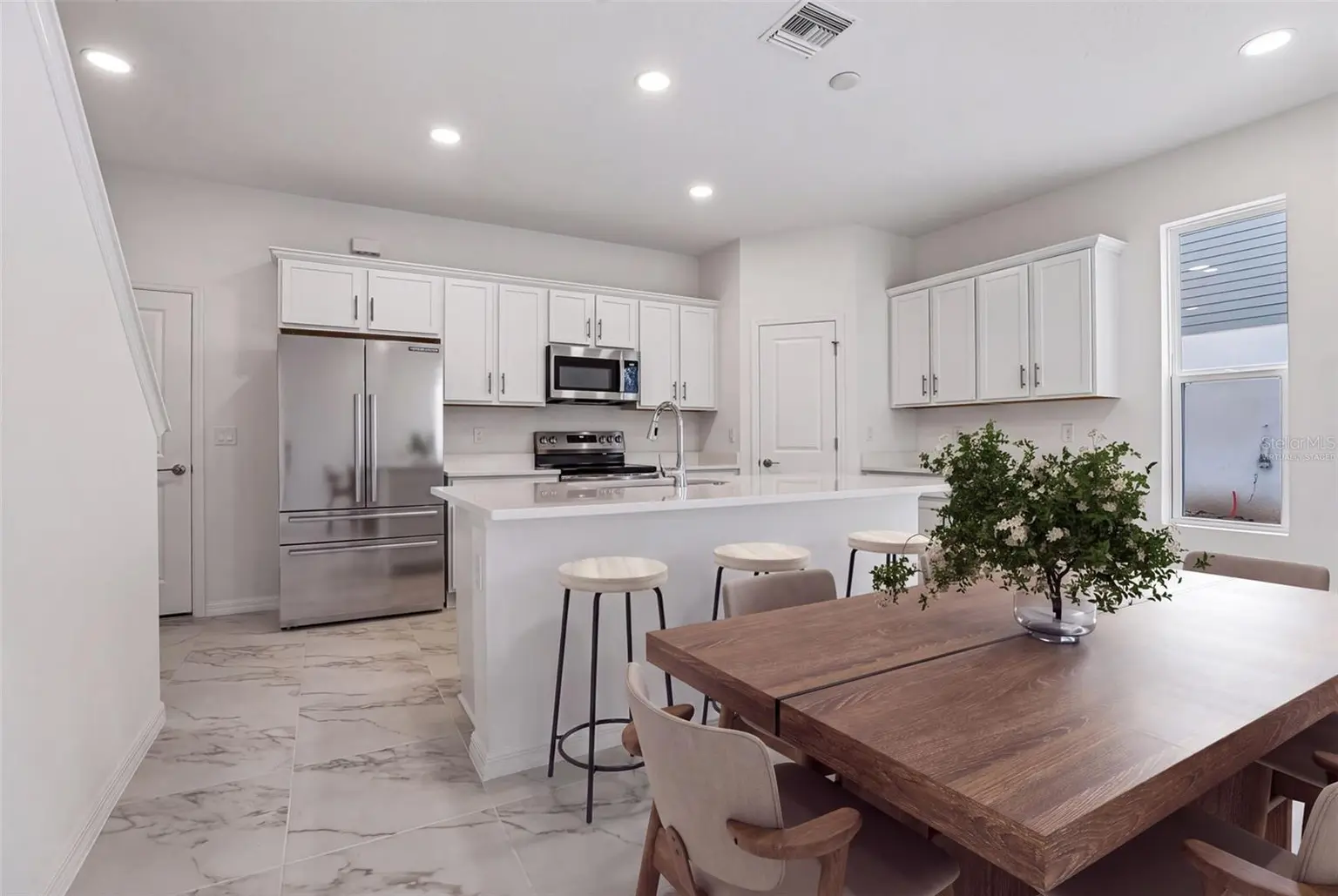 607 SILVER STREAM COURT, BRANDON, FL, photo 7 of 34