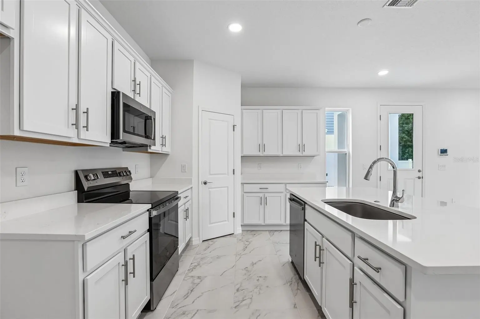 607 SILVER STREAM COURT, BRANDON, FL, photo 15 of 34