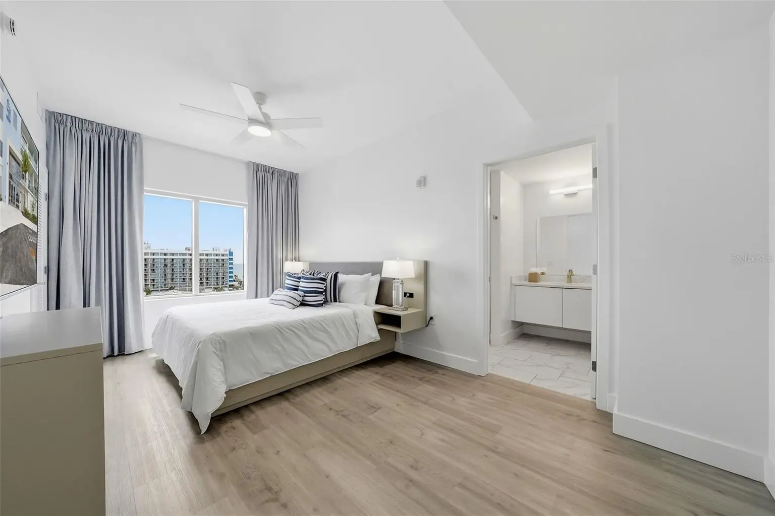 411 E SHORE DRIVE #509, CLEARWATER BEACH, FL, photo 5 of 19