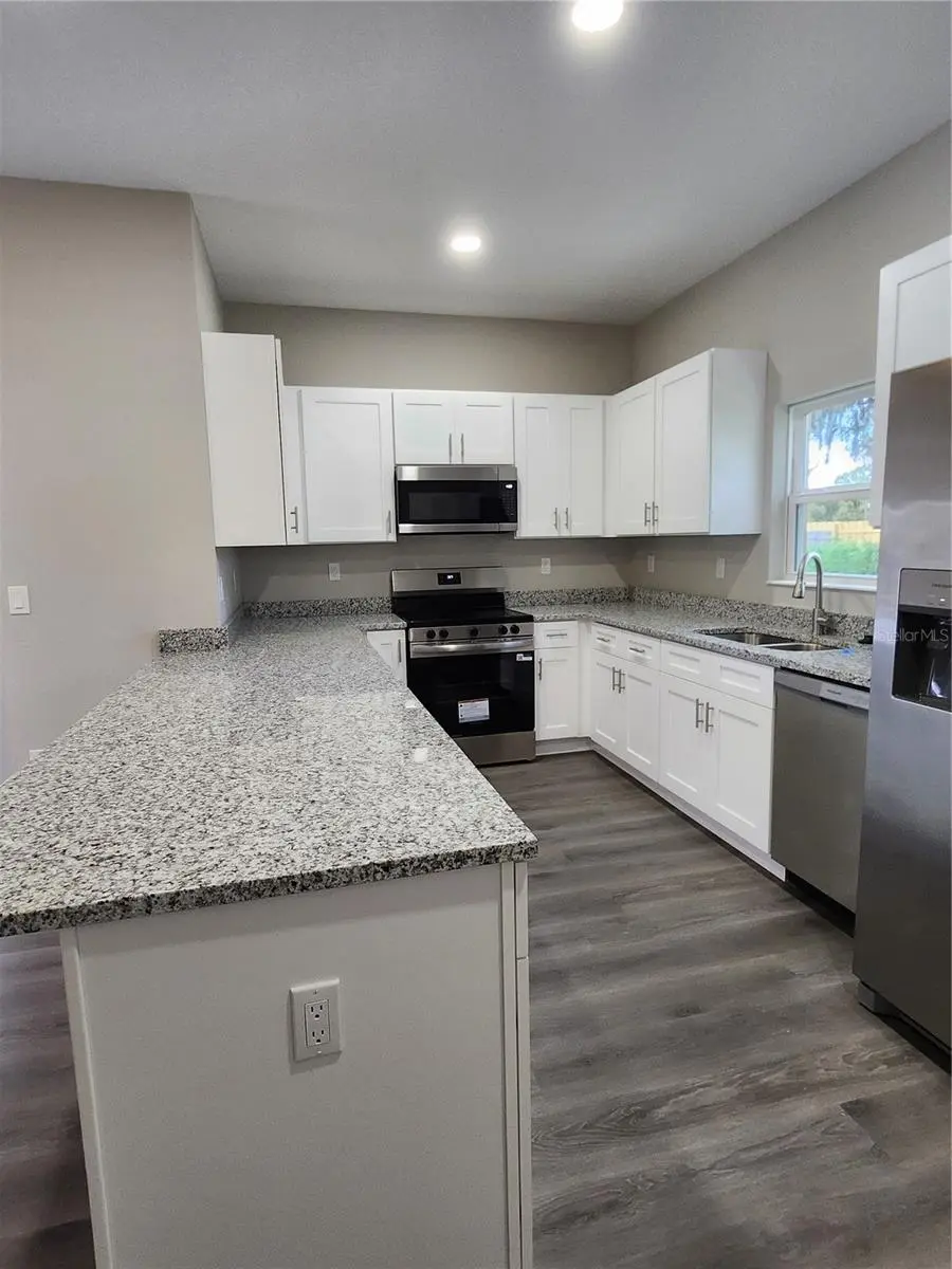 5024 FINDERS COURT, TAMPA, FL, photo 2 of 17