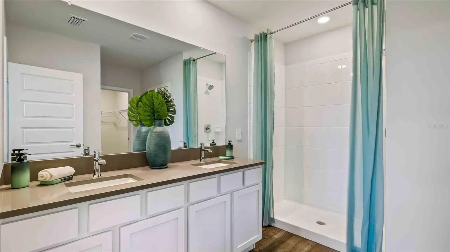 18227 BEEHIVE TERRACE, LAKEWOOD RANCH, FL, photo 10 of 42